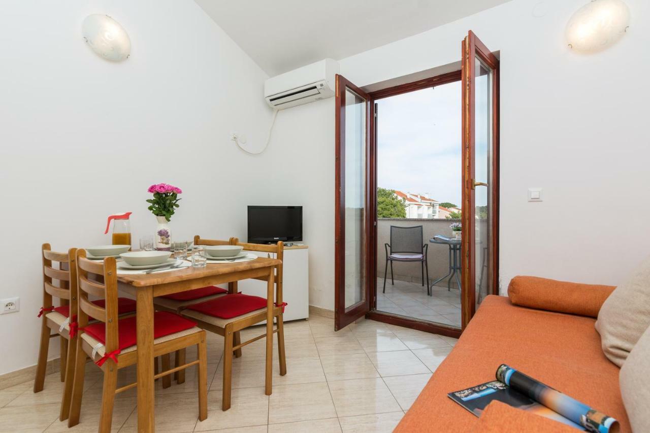 Apartments Blandona Biograd Na Moru Exterior photo
